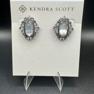 Kendra Scott Kapri Statement Stud Earrings•Bridal Collection
